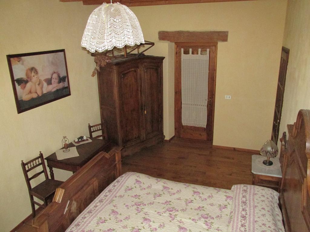 Agriturismo Arcobaleno Ξενοδοχείο Aramengo Δωμάτιο φωτογραφία