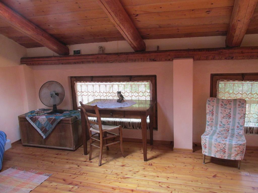 Agriturismo Arcobaleno Ξενοδοχείο Aramengo Δωμάτιο φωτογραφία